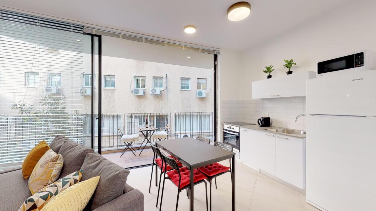 Comfortable Apartment With Balcony By Holyguest Tel Aviv Exteriér fotografie