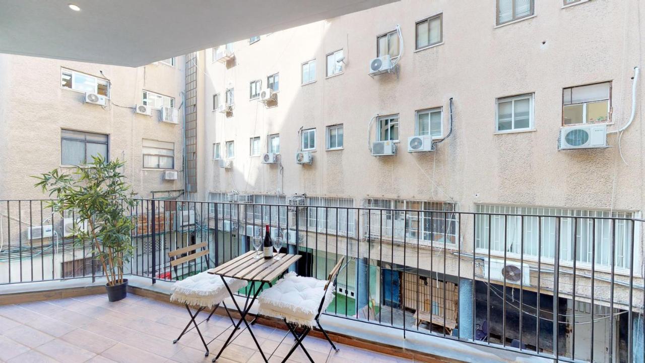 Comfortable Apartment With Balcony By Holyguest Tel Aviv Exteriér fotografie